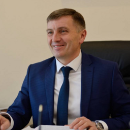 Аутлев Юрий Шумафович 